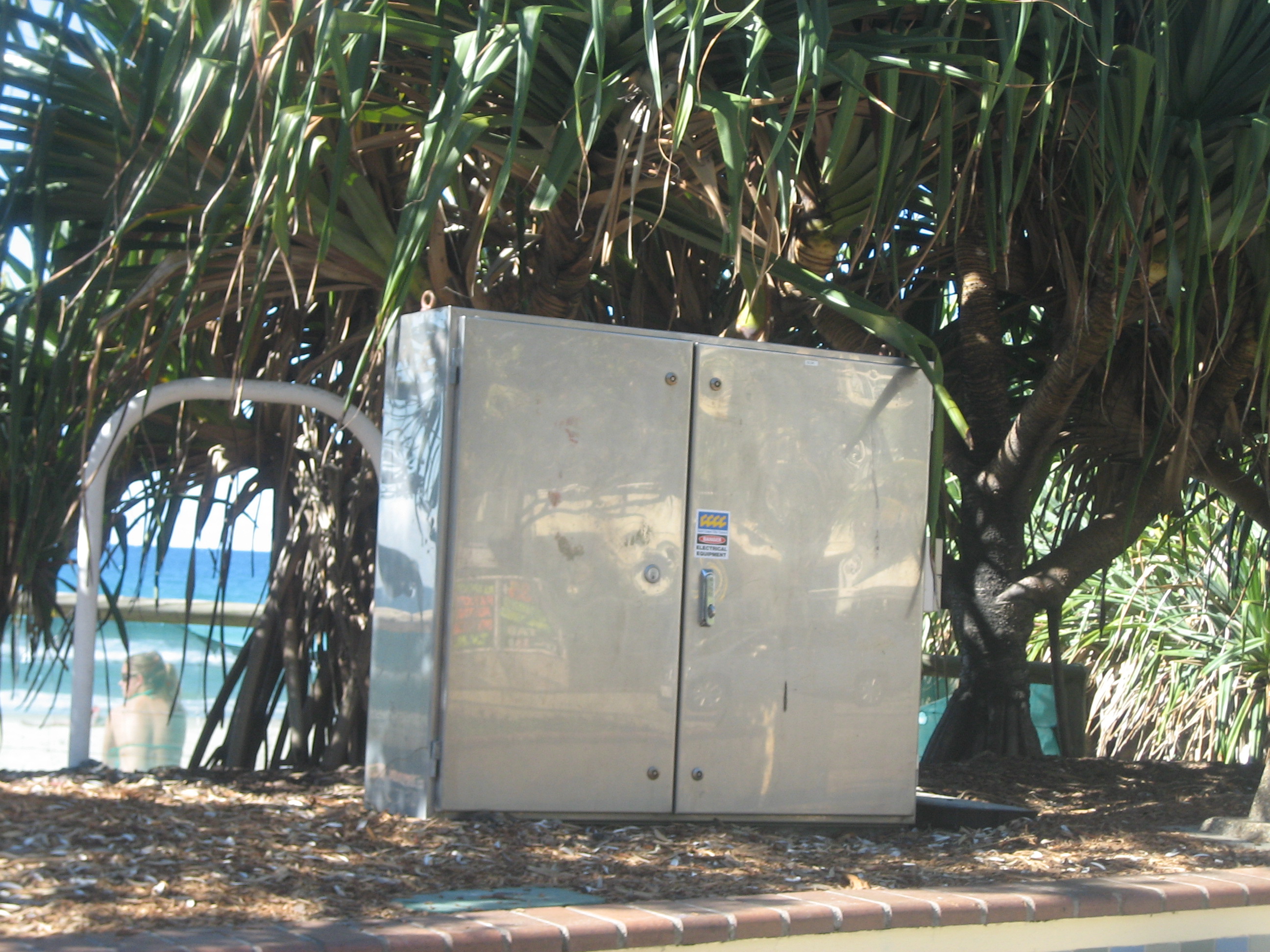 Theft-Resistant Smart Armoured Power Cabinet